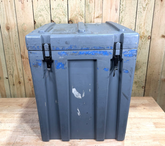 Pelican Space Case Grey 21.5x21.5x27" Waterproof Storage Footlocker
