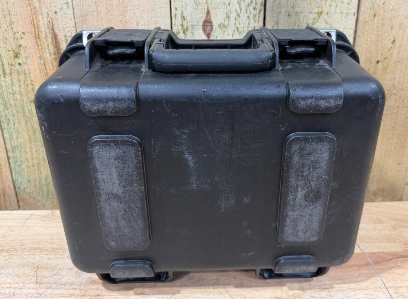 SKB iSeries 1309-6 Waterproof Handheld Great Condition AB Free Ship