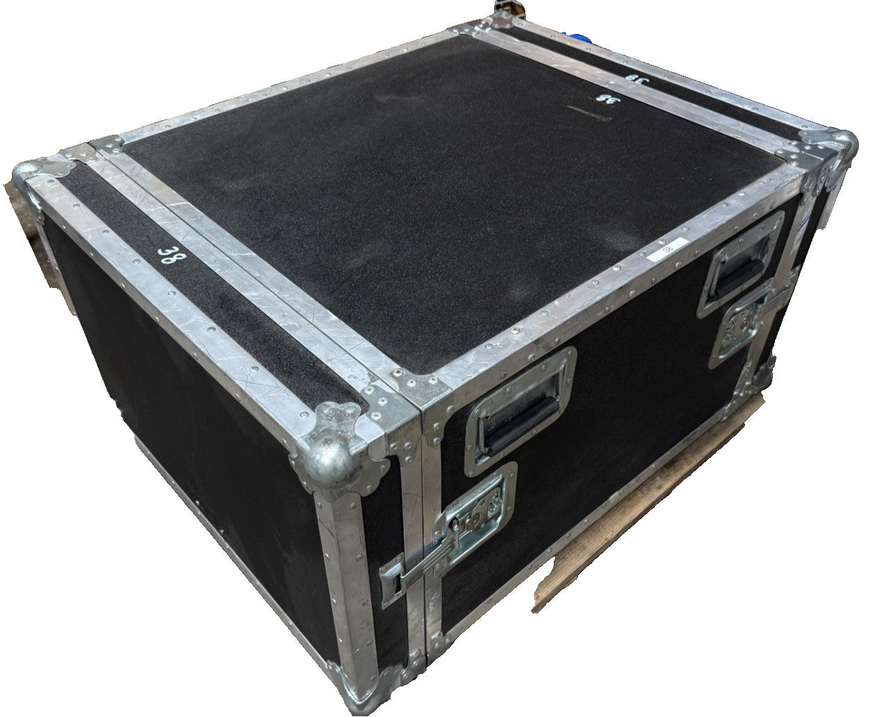 Wilson Case 6U 19x24" Server Rack Road Case With Casters Surplus Roadie Music