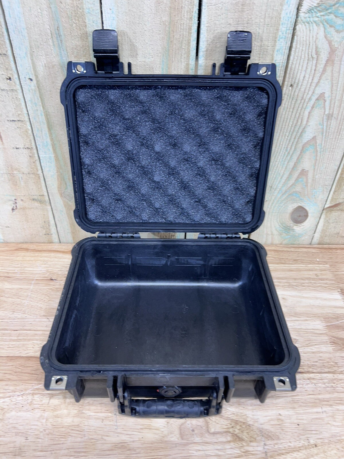Pelican 1400 Protector Case Handheld Black Good Condition A/B Free Shipping