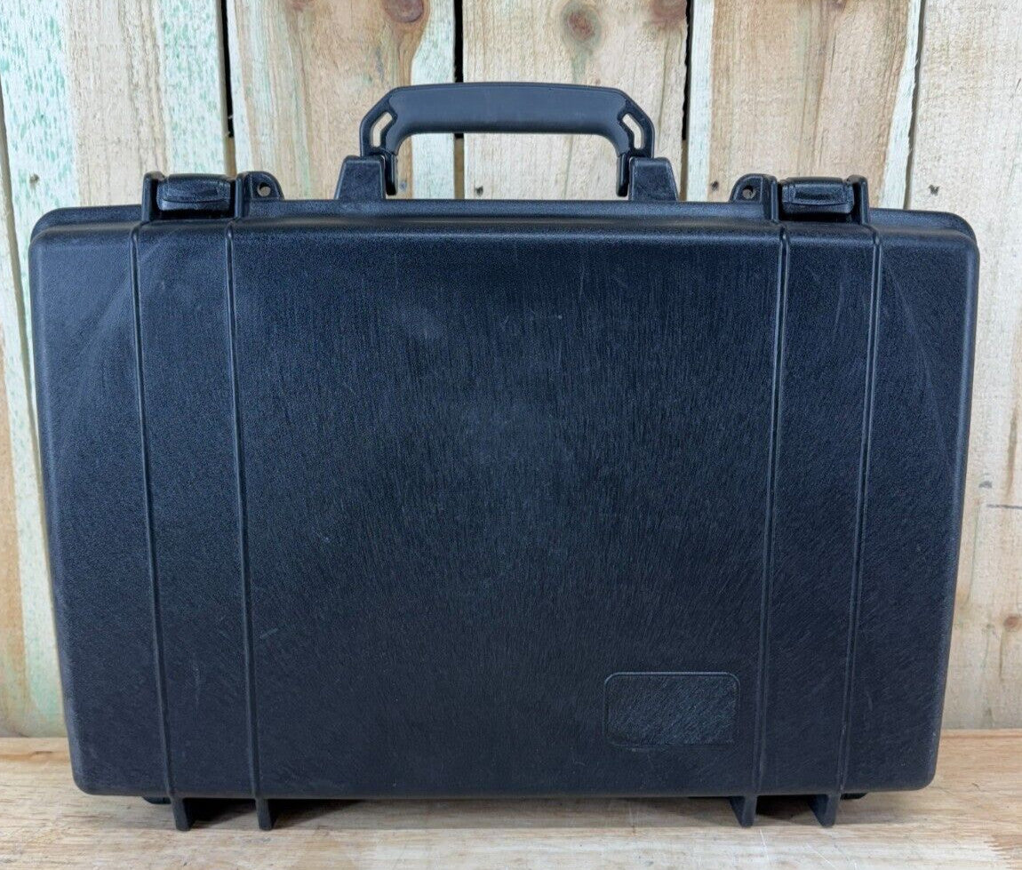 Pelican 1490 Laptop Case Used Good Condition A/B Waterproof Handheld Storage