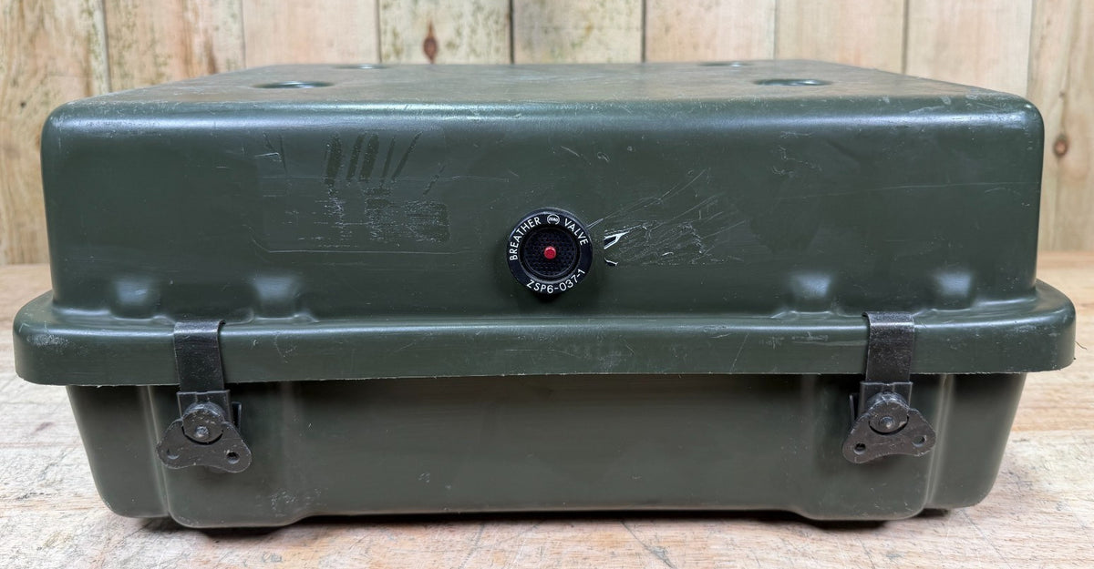 Thermodyne Storage 17.5x14x6"  Handheld Military Footlocker Hardigg