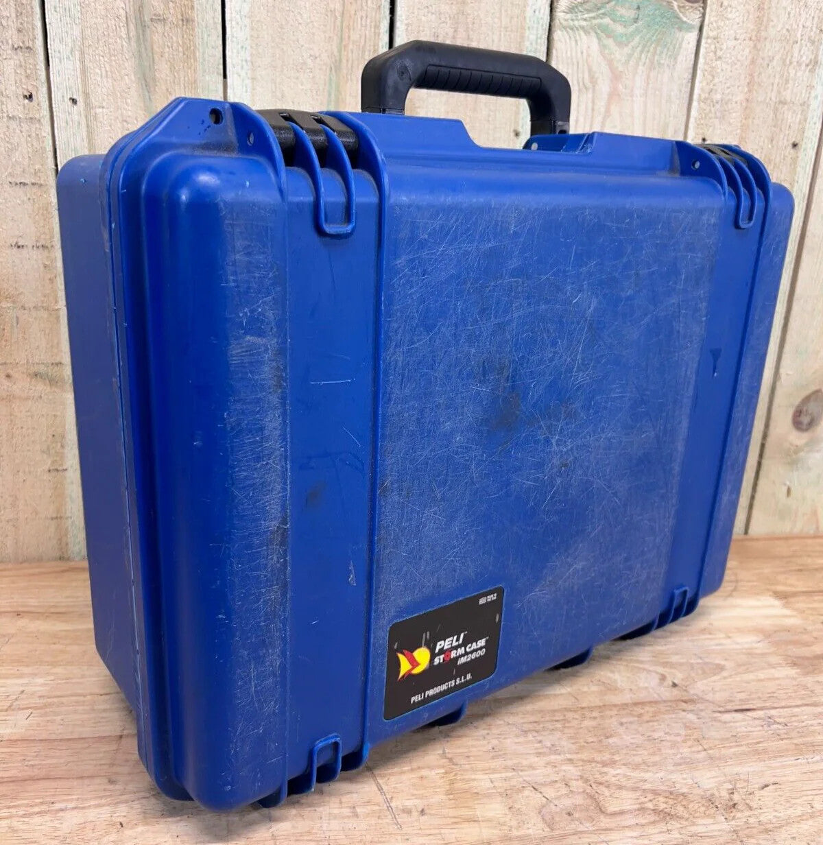 Pelican iM2600 Storm Case Blue Waterproof Handheld Great Condition AB
