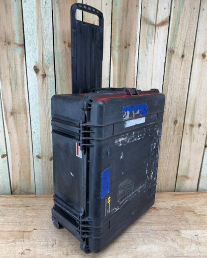 Pelican 1610 Waterproof Rolling Case Black Good Condition B/C Free Shipping