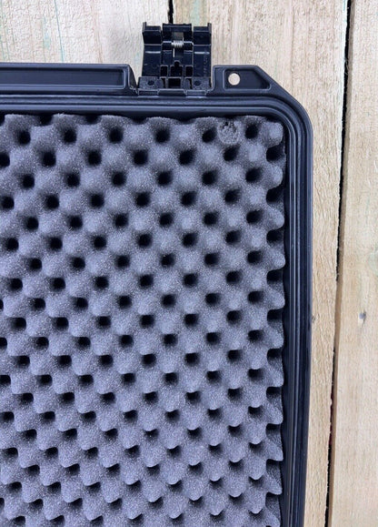 Pelican iM2600 Storm Case Waterproof Handheld Great Condition AB