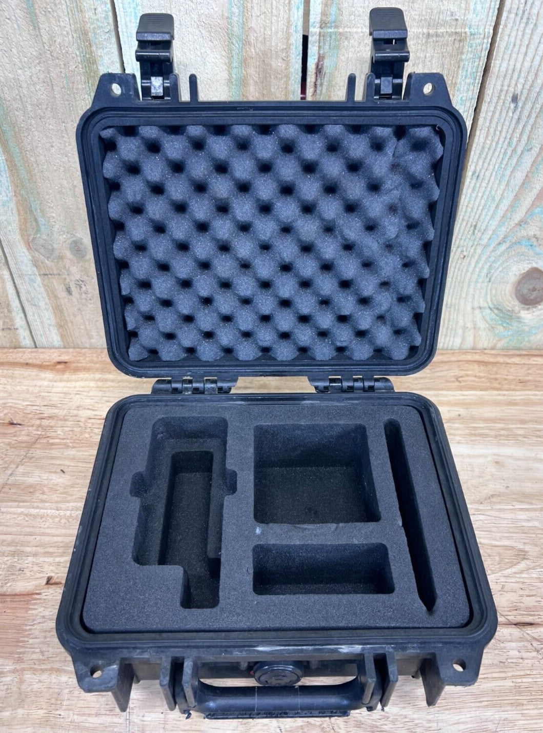 Pelican 1200 Hard Protector Case Good Condition A/B Waterproof Free Shipping