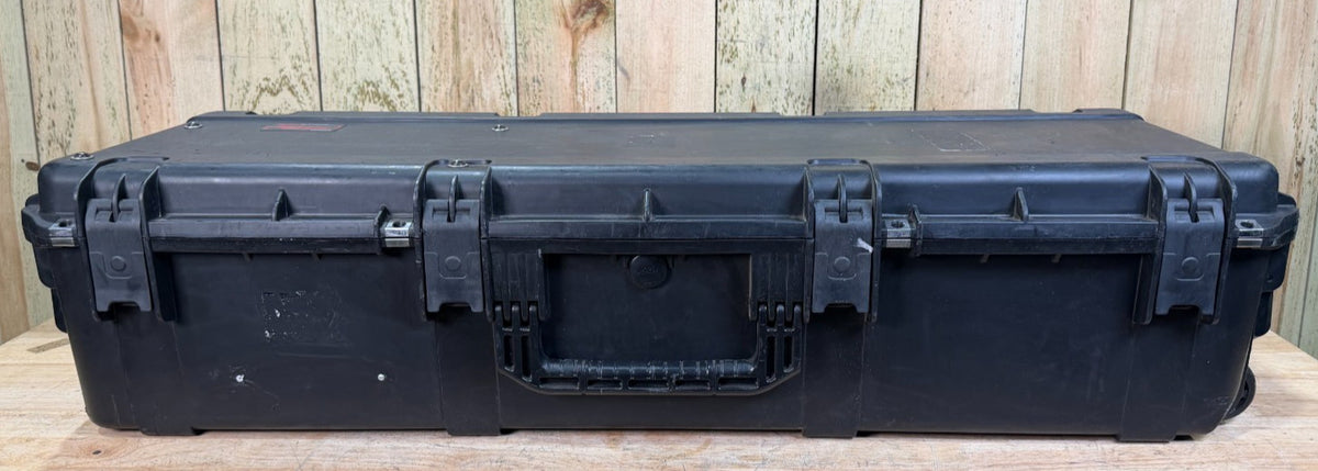 SKB 4414-10 Rolling Waterproof Storage Case Black Good Condition AB Free Ship