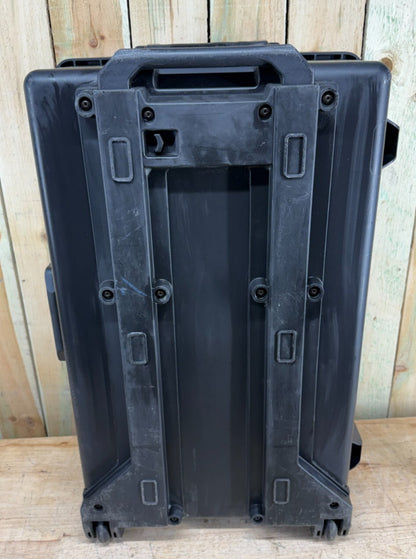 Pelican iM2950 Storm Case Rolling Waterproof Black Good Condition A/B Free Ship