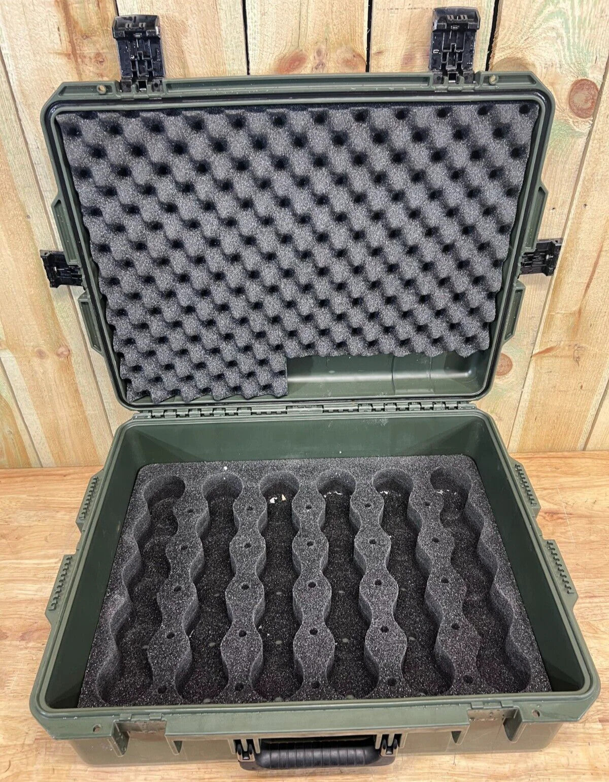Pelican IM2700 Storm Case Green Waterproof AB Grade Good Condition