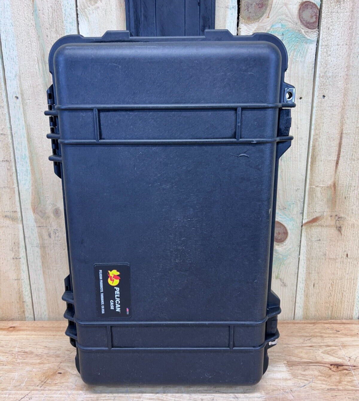 Pelican 1510 Waterproof Rolling Carry On Case Black Good Condition AB Free Ship
