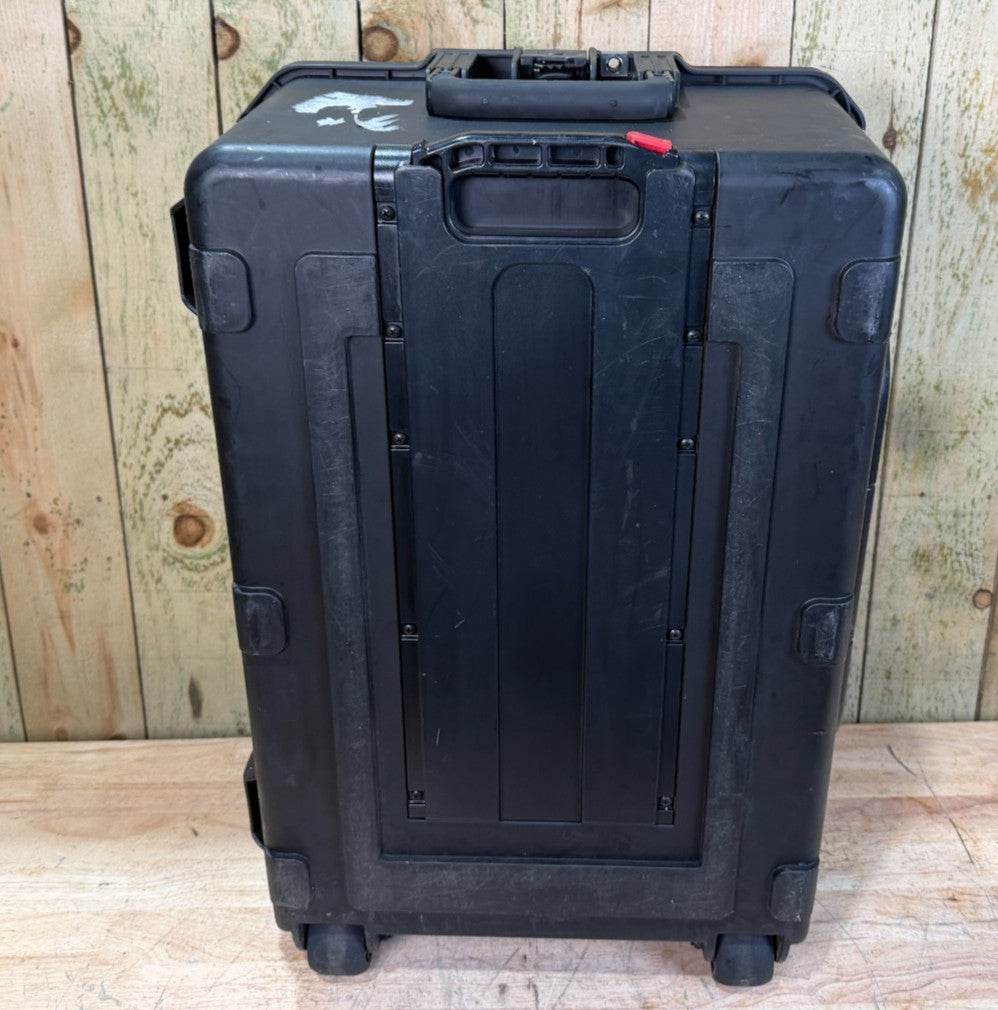 SKB 2617-12 iSeries Waterproof Utility Case Handheld Black Good Condition AB
