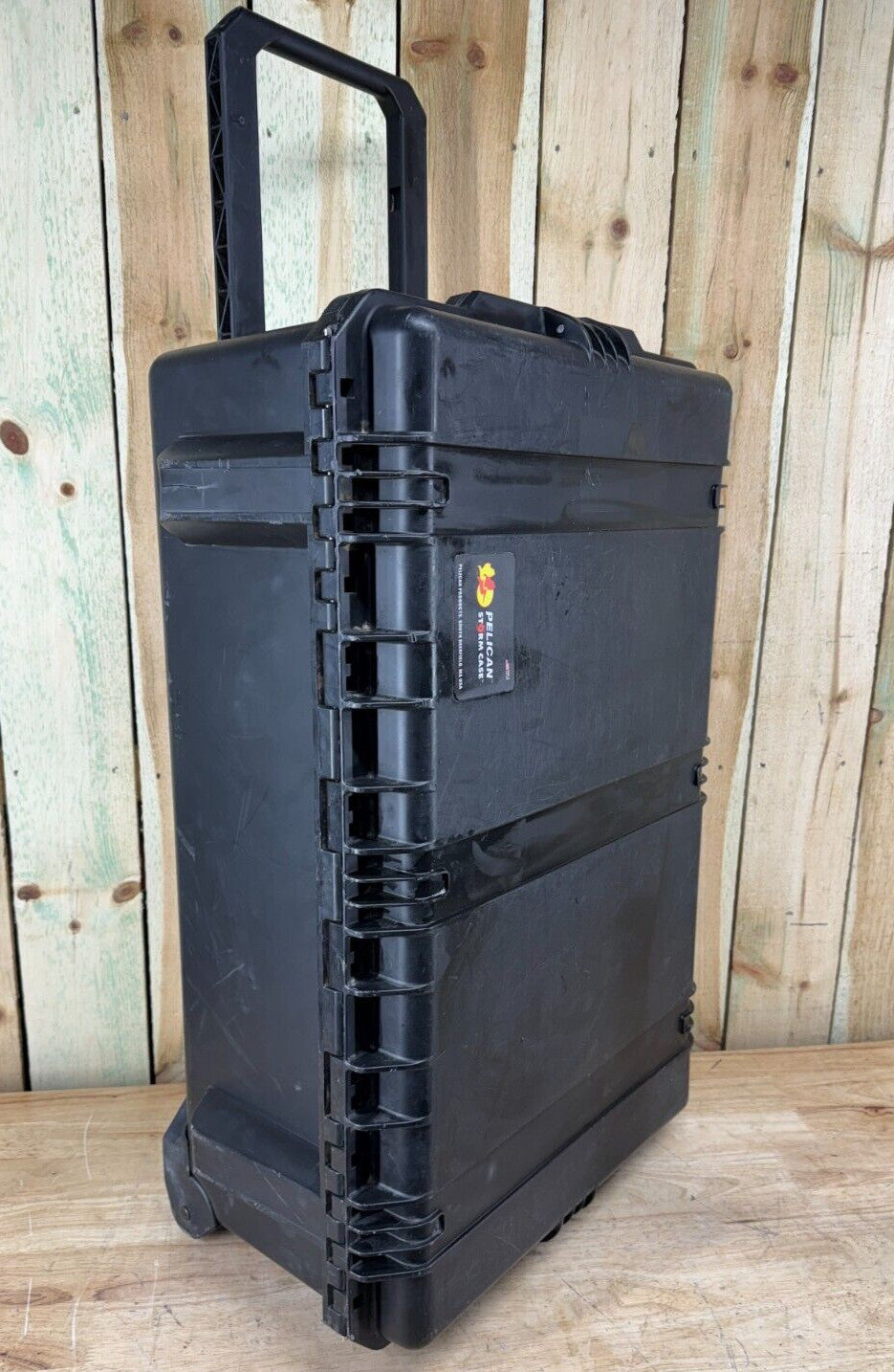Pelican iM2950 Storm Case Rolling Waterproof Black Good Condition B/C