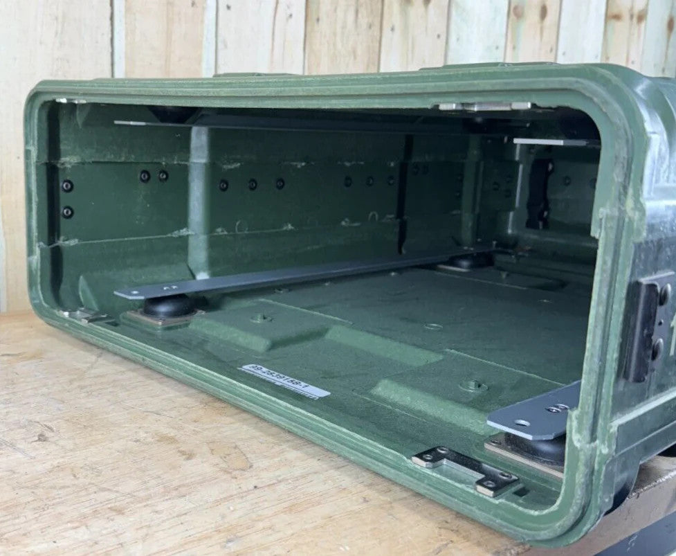 ECS Server Rack Rackmount 37X22.5X9.5" Waterproof Storage Case Pelican