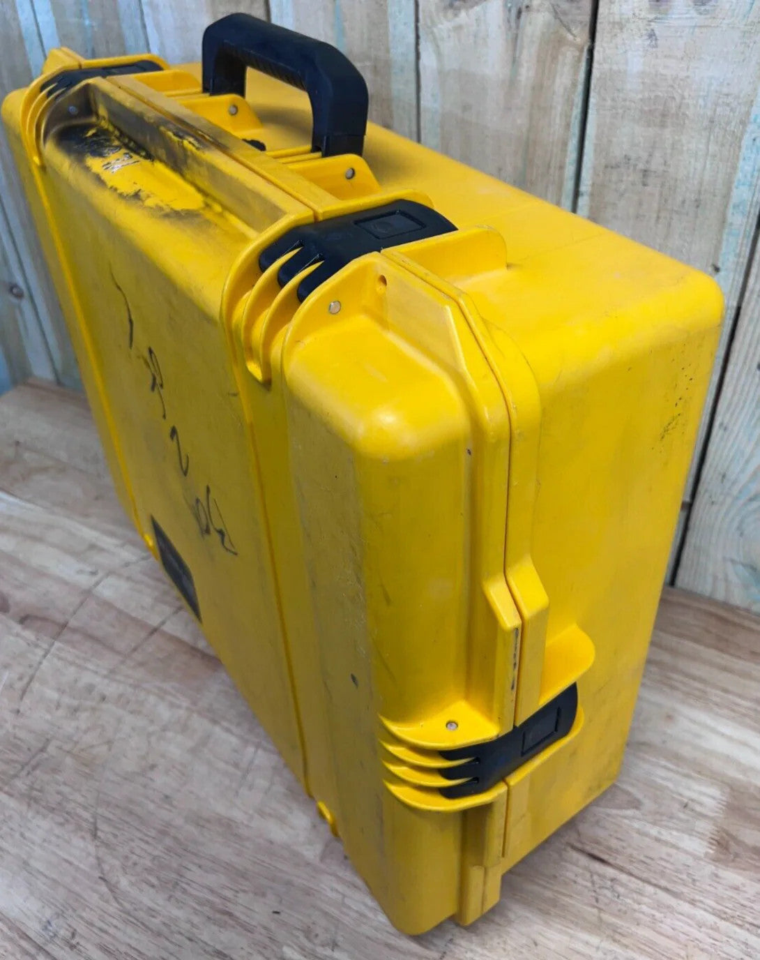 Pelican IM2700 Storm Case Yellow Waterproof AB Grade Good Condition
