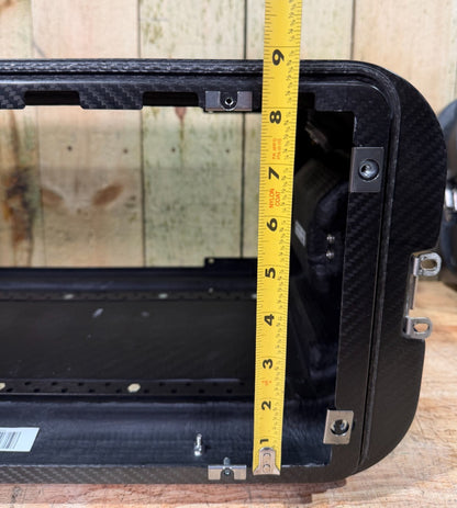 Voyager 8 Klas Carbon Fiber Rolling Storage Case Server Rack Style