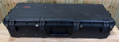 SKB 4414-10 Rolling Waterproof Storage Case Black Good Condition AB Free Ship