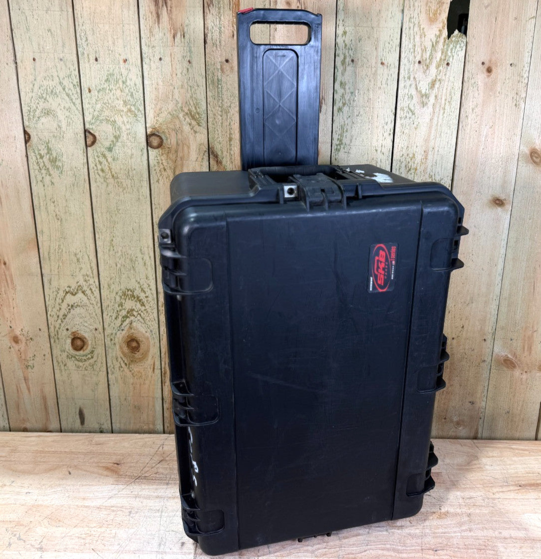 SKB 2617-12 iSeries Waterproof Utility Case Handheld Black Good Condition AB