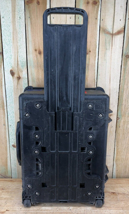 Pelican 1610 Waterproof Rolling Case Black Good Condition B/C Free Shipping