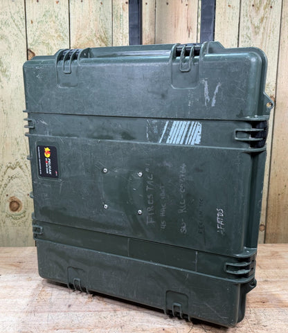 Pelican Storm IM2875 Green Waterproof Rolling Storage Case Good Condition AB