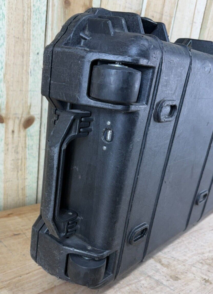 Pelican 1720 Rifle Case Protector Rolling Black Long Grade AB Free Ship