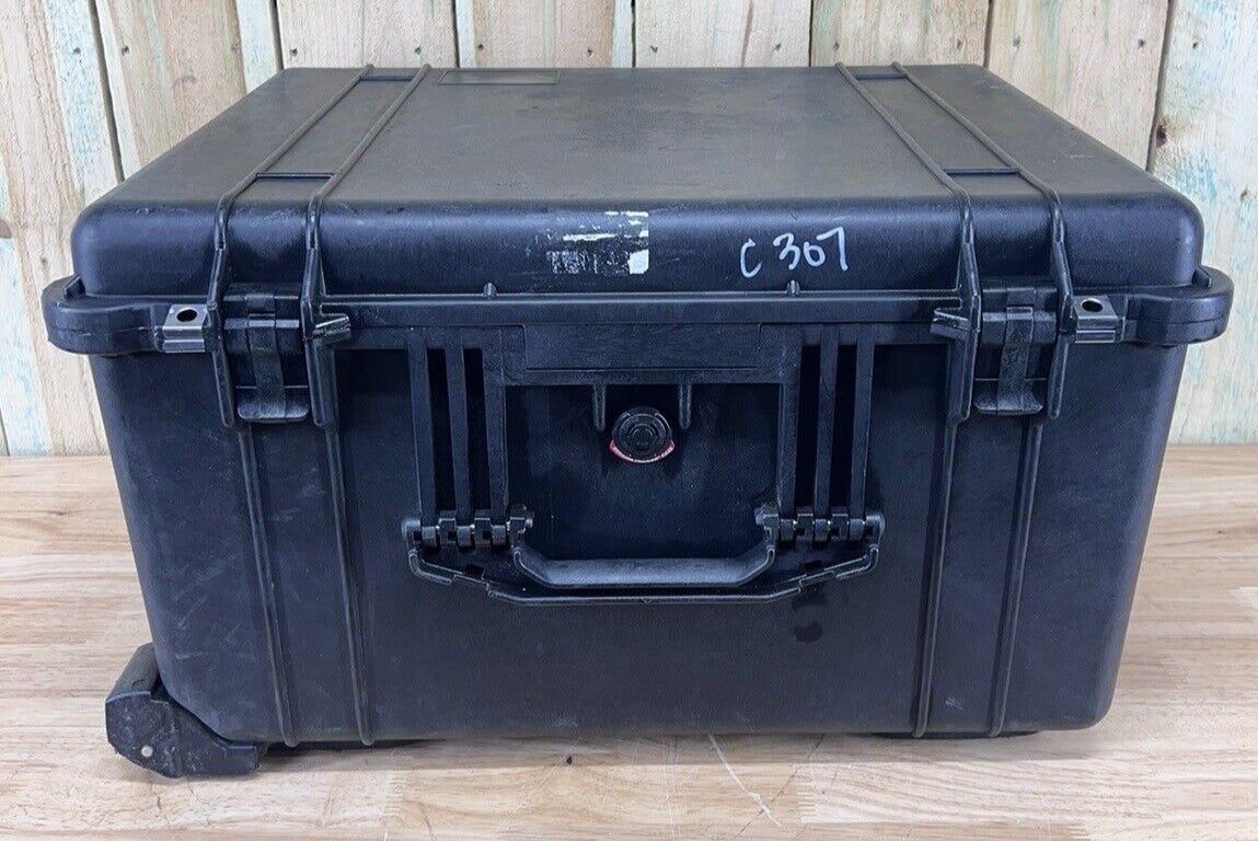 Pelican 1620 Hard Case Protector Rolling Black Good Condition AB