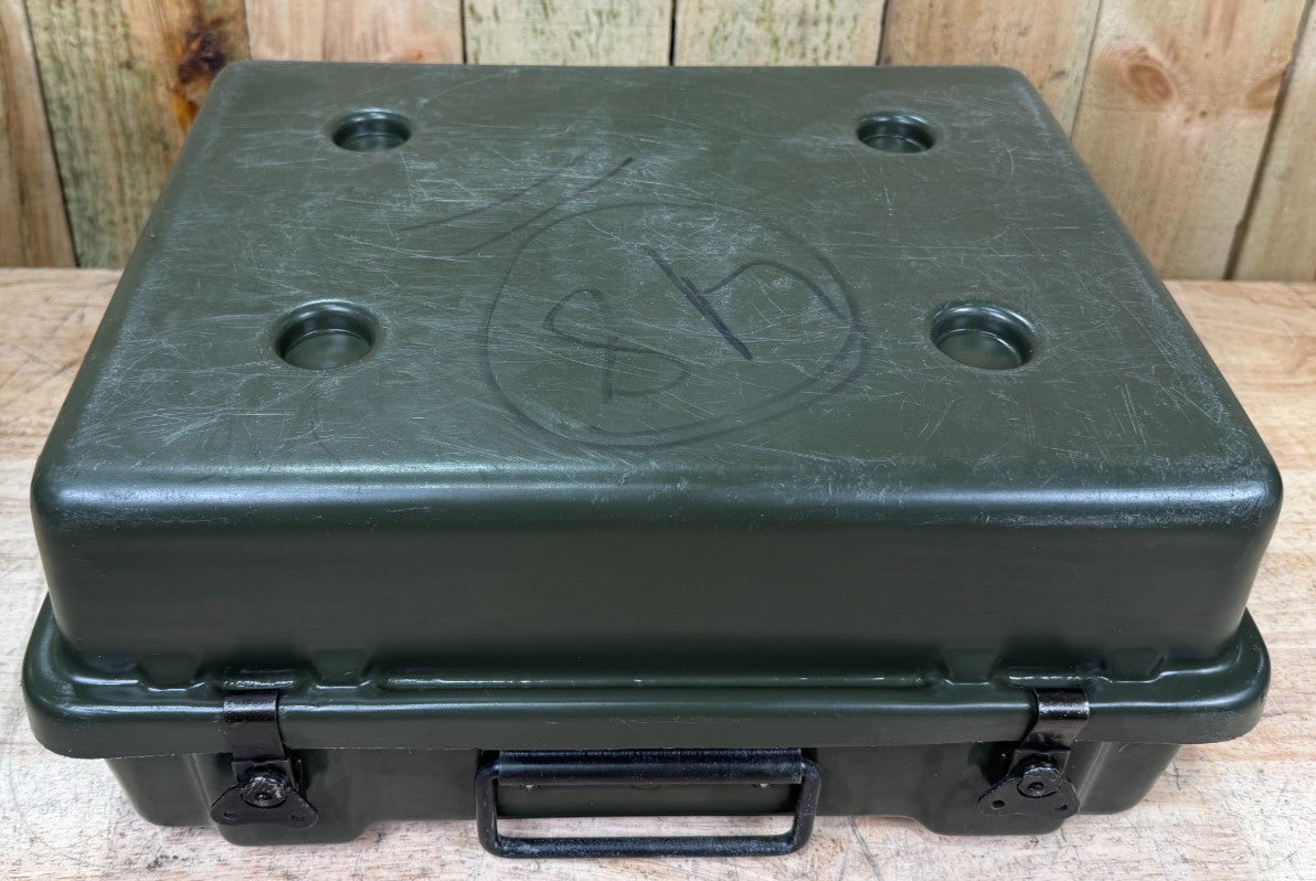 Thermodyne Storage 17.5x14x6"  Handheld Military Footlocker Hardigg