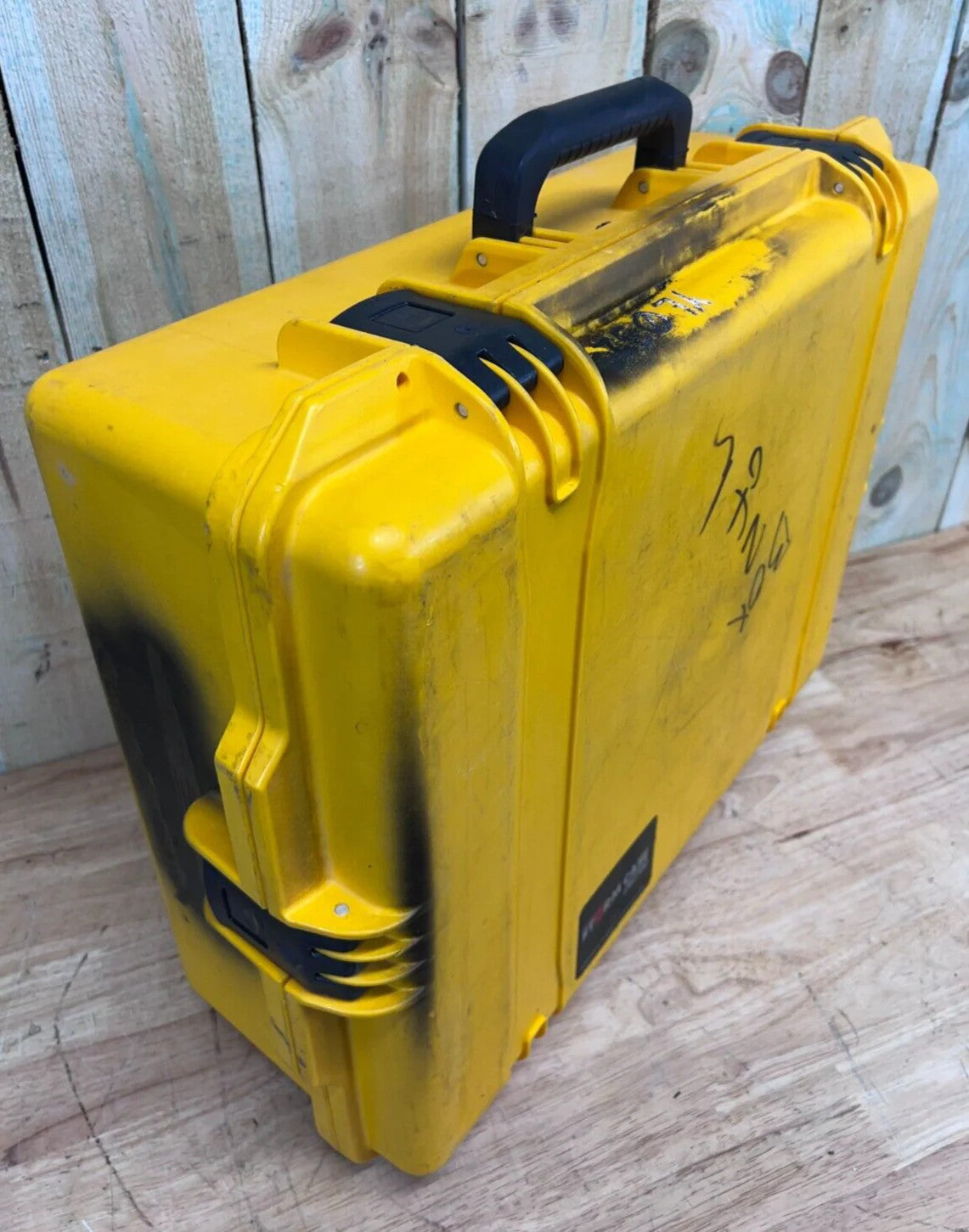 Pelican IM2700 Storm Case Yellow Waterproof AB Grade Good Condition