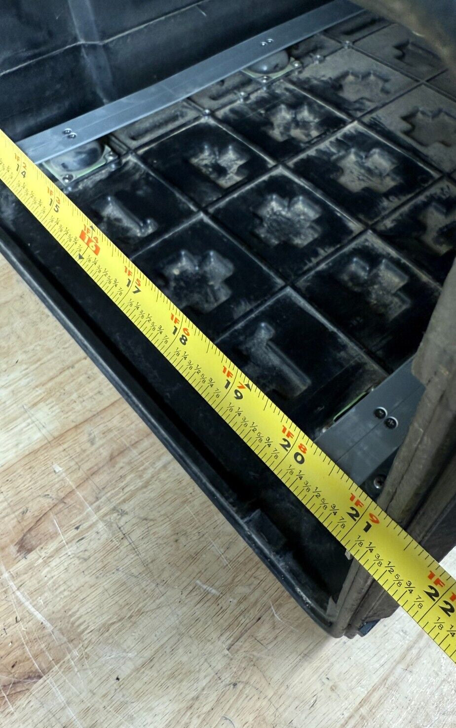 ECS Server Rack Rackmount 37"X23"X15" Waterproof Storage Case Pelican