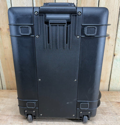 Pelican Air 1607 Hard Case Protector Rolling Black Good Condition AB Free Ship