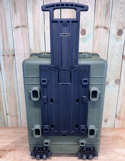 Pelican 1630 Protector Watertight Green Transport Case W/ Wheels AB