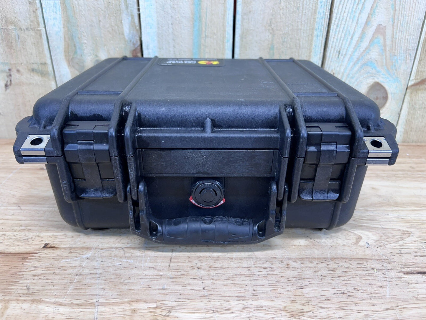 Pelican 1400 Protector Case Handheld Black Good Condition A/B Free Shipping