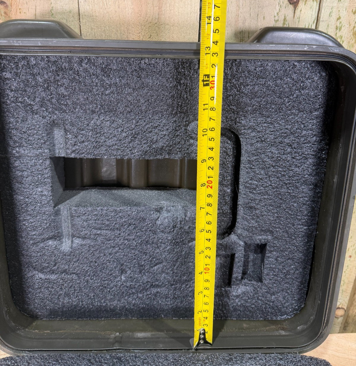 Thermodyne Storage Case 17x15x9.5"  Military Waterproof Footlocker Hardigg