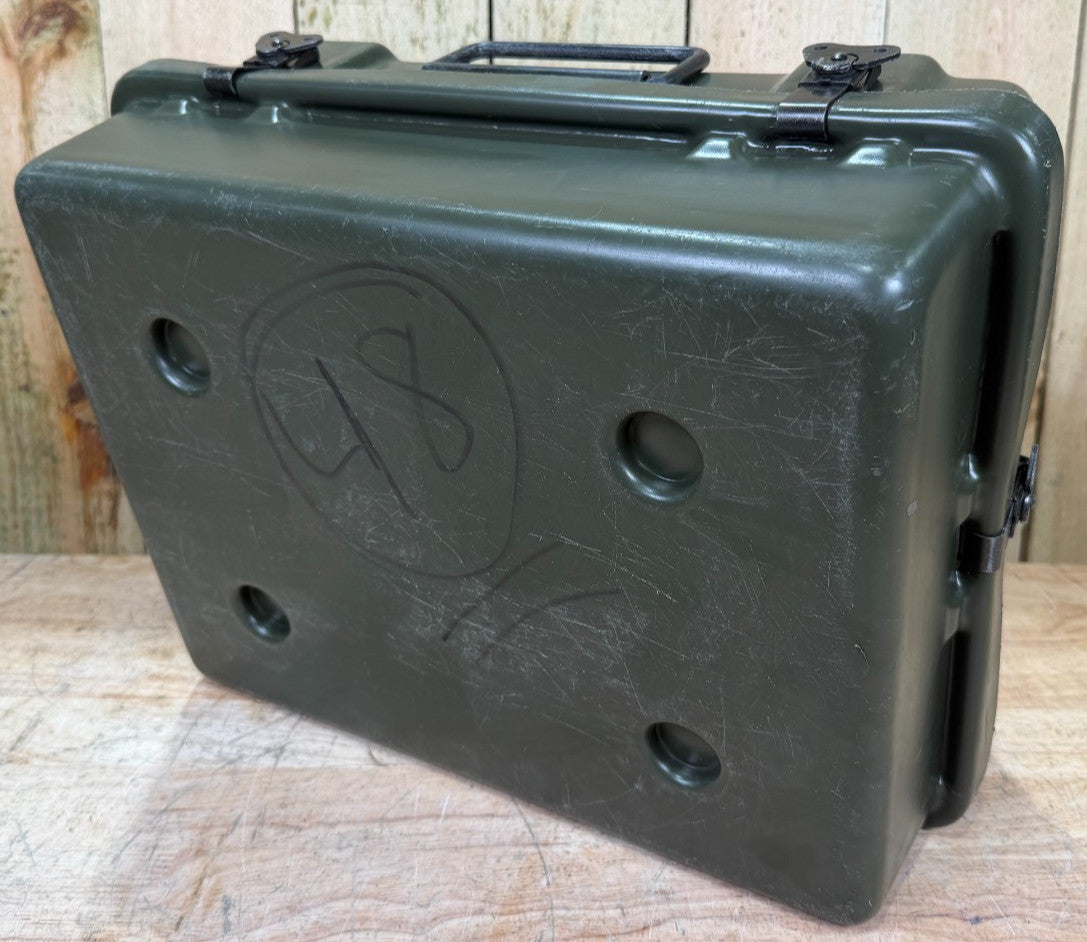 Thermodyne Storage 17.5x14x6"  Handheld Military Footlocker Hardigg