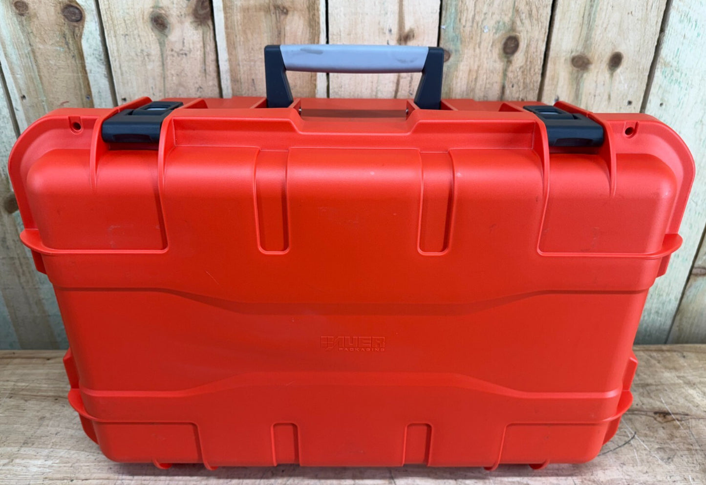 Auer Waterproof Rolling Case 23.5x16x13" Orange Good Condition AB Free Shipping