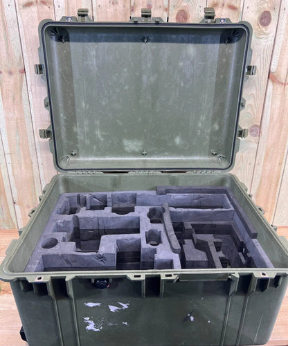 Pelican 1630 Protector Watertight Green Transport Case W/ Wheels AB