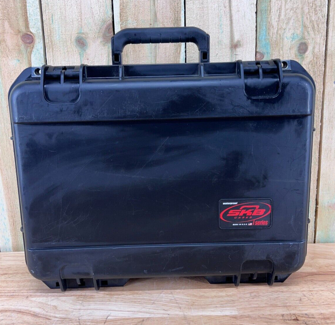 SKB 3I-1813-7B-E Waterproof Storage Case Black Good Condition A/B