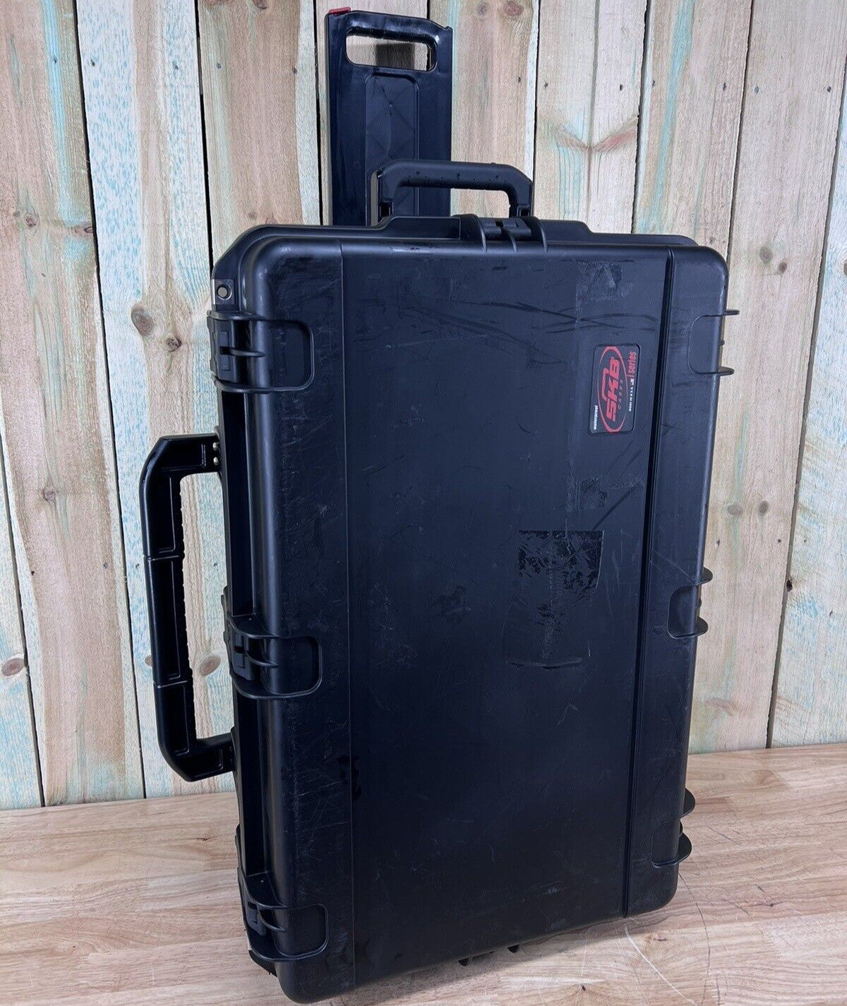 SKB 2918-14 Rolling Waterproof Storage Case Black Good Condition AB
