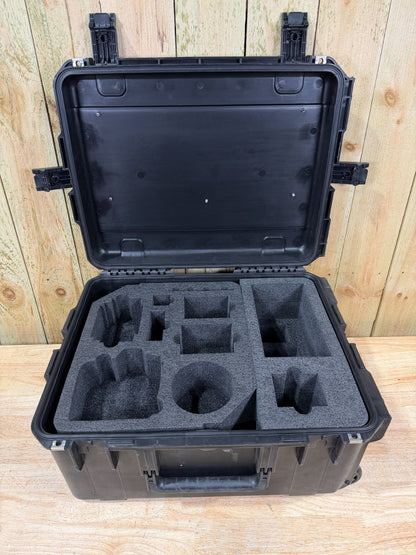 SKB 2217-10 iSeries Waterproof Rolling Case Black Good Condition A/B