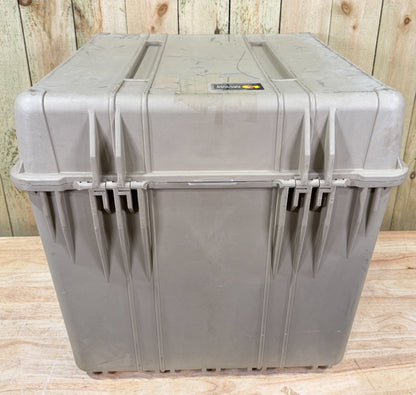 Pelican 0370 Waterproof Tan Case Large Good Condition AB Free Ship