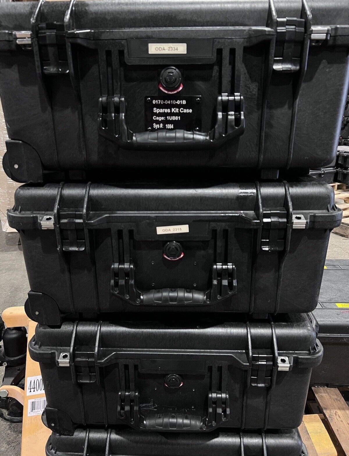 Pelican 1560 Waterproof Rolling Carry On Case Black Good Condition AB
