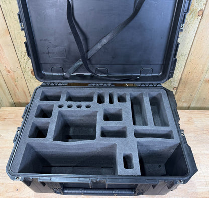 SKB 2617-12 iSeries Waterproof Utility Case Handheld Black Good Condition AB