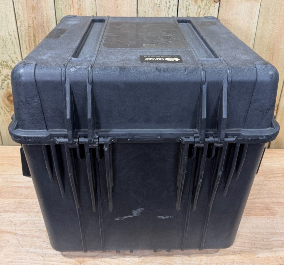 Pelican 0350 Black Hard Case Protector Waterproof Used Condition A/B