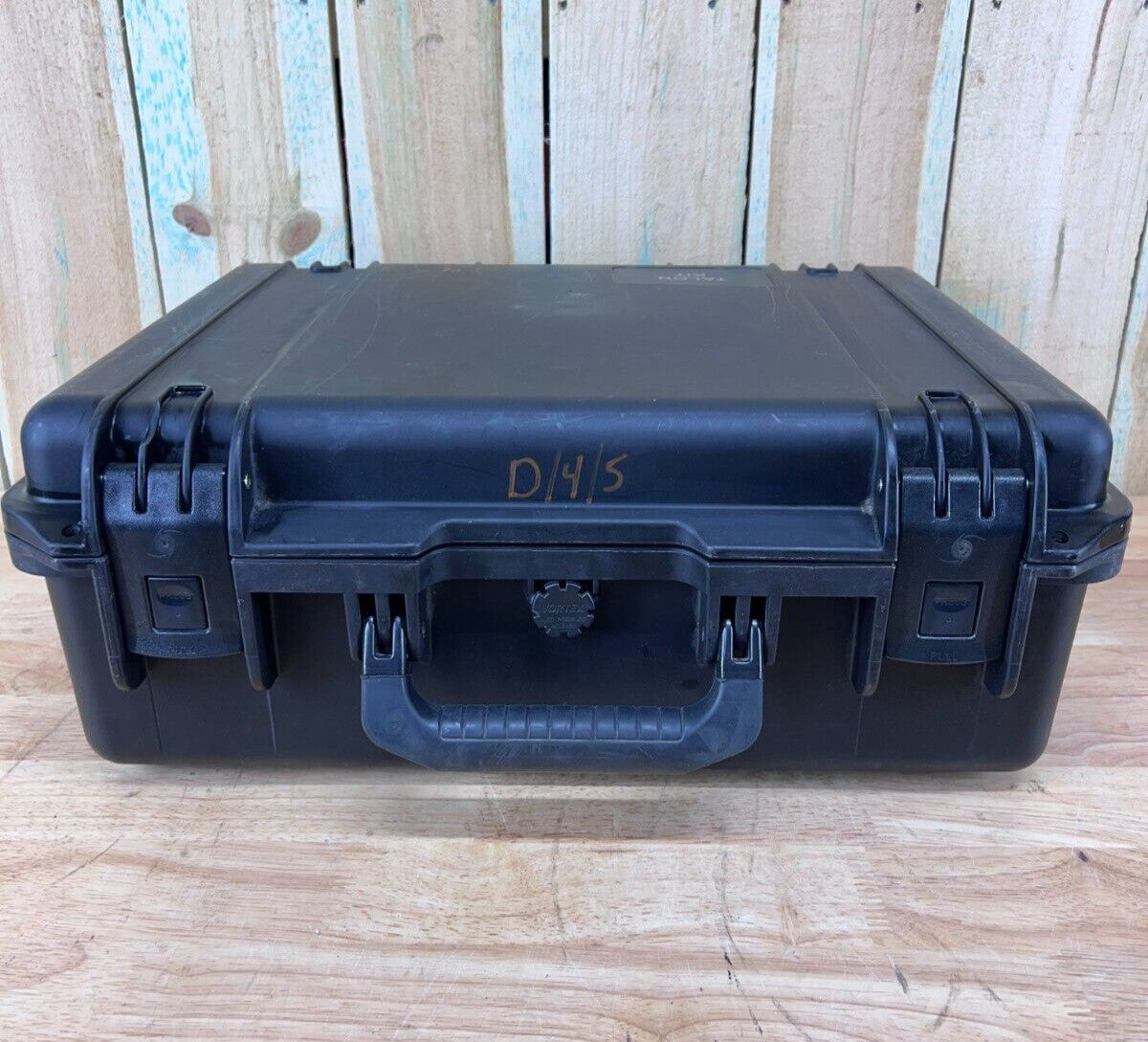 Pelican IM2400 Storm Case Waterproof  Black Good Condition A/B