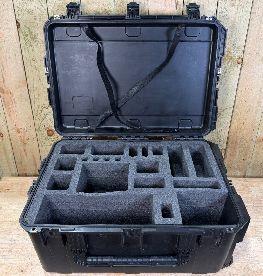SKB 2617-12 iSeries Waterproof Utility Case Handheld Black Good Condition AB