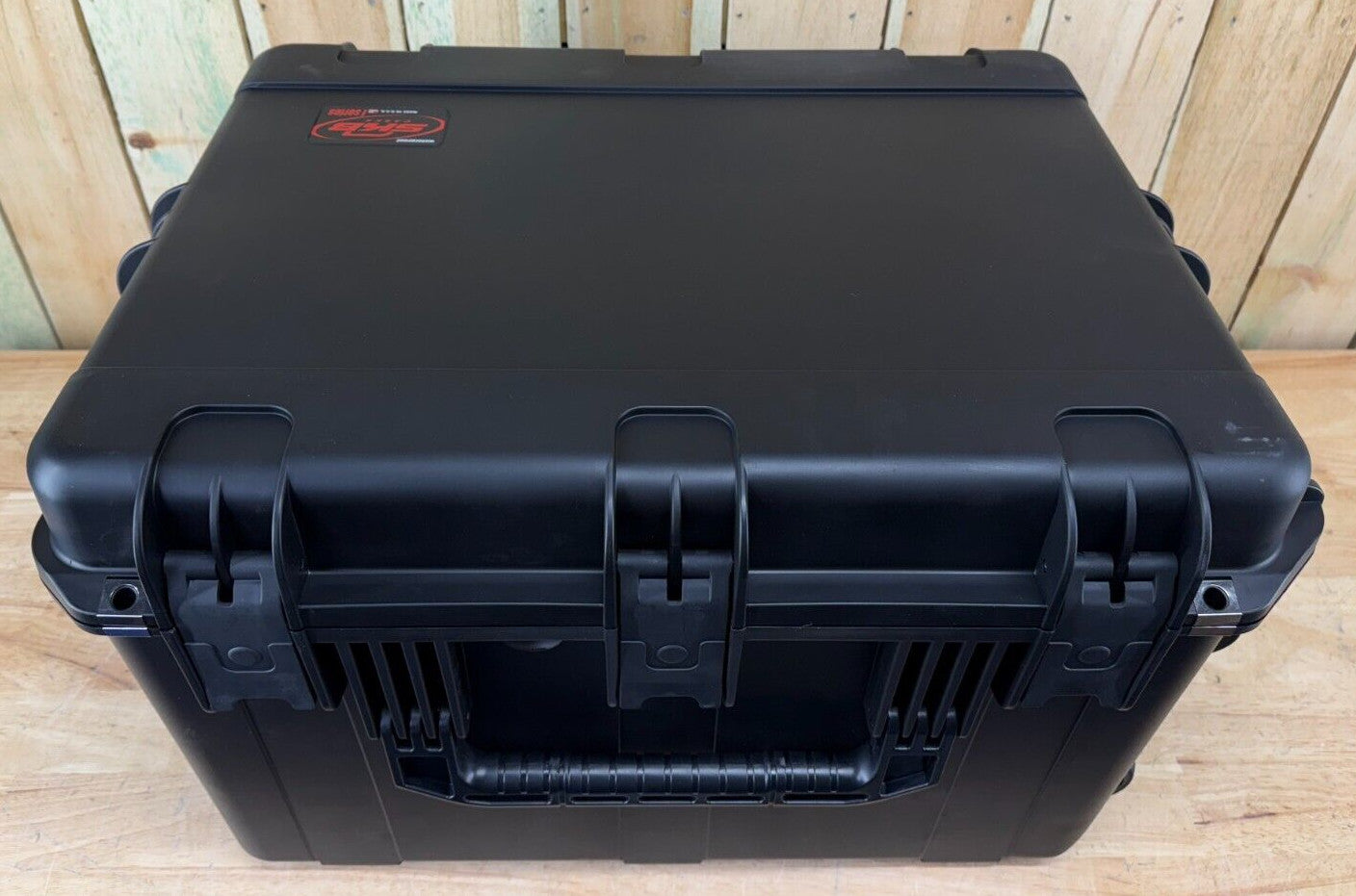 SKB iSeries 2317-14 iSeries Waterproof Storage Case Brand New Rolling Music Case