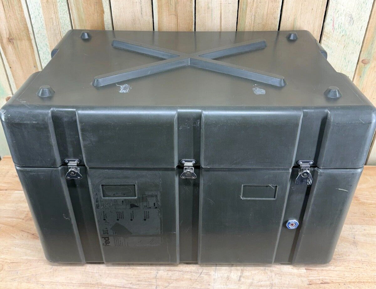 Pelican Hardigg Footlocker Green Case 31"X21"X21" Military PSI Waterproof