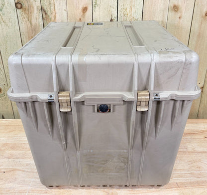 Pelican 0370 Waterproof Tan Case Large Good Condition AB Free Ship