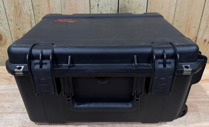 SKB iSeries 2015-10 Waterproof Rolling Case Carry On Great Condition AB