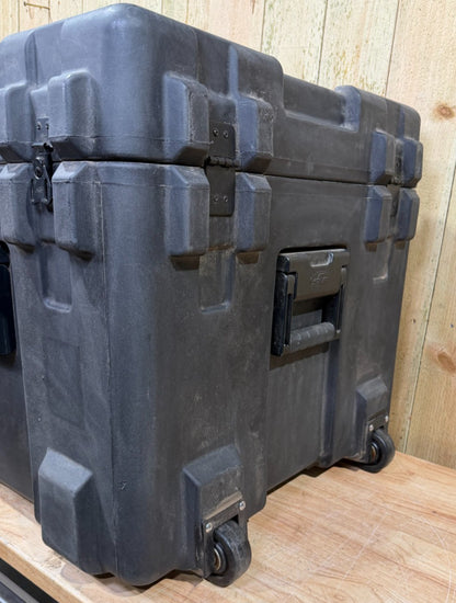 SKB rSeries Footlocker Style Storage Case Trunk 25x25x22.5" Black AB