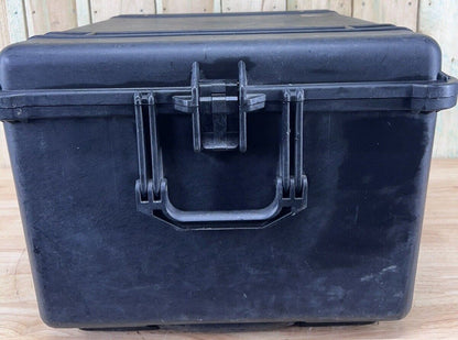Pelican 1620 Hard Case Protector Rolling Black Good Condition AB